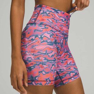 Wunder Train High-Rise Short 6"